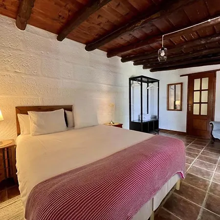 Сasa de vacaciones Sitio De La Casa With Private Pool Arico